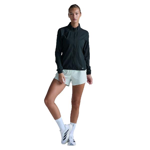 Foto van 2XU Aero hardloopjas reflecterend Black/Silver dames