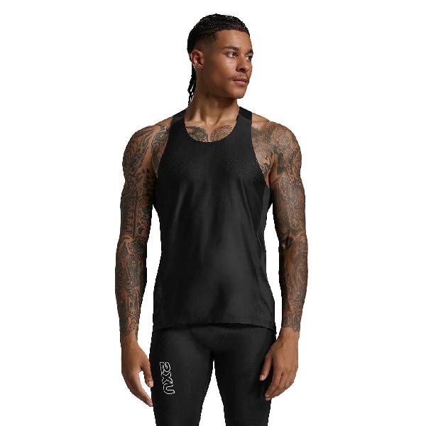 Foto van 2XU Light Speed React hardloopsinglet Zwart Reflecterend Heren