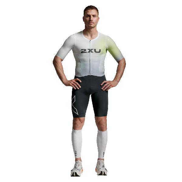 Foto van 2XU Light speed aero calf guards White/Black heren