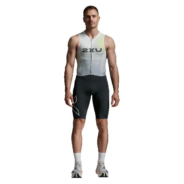Foto van 2XU Light speed react trisuit korte mouw Cool Matcha/India Ink heren
