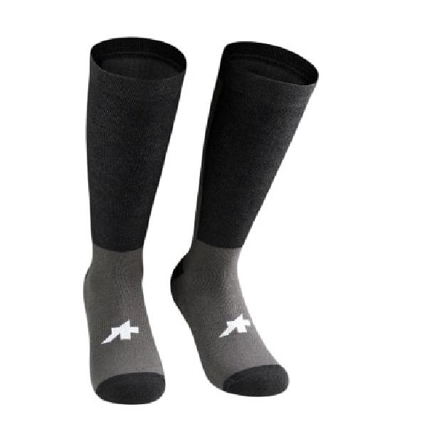 Foto van Assos tactica winter P1 fietssokken zwart unisex II