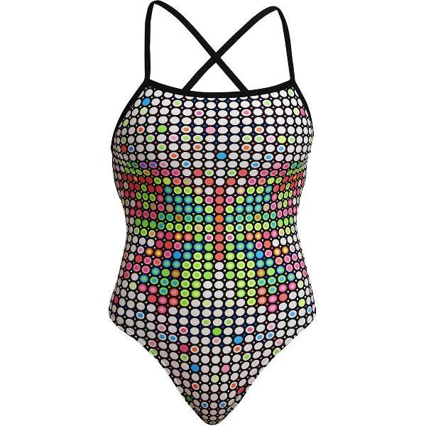 Foto van Snow flyer Strapped in one piece - Dames | Funkita